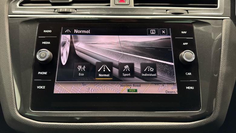 Volkswagen Tiguan 2.0 TDi 150 R-Line 5dr DSG Diesel Estate